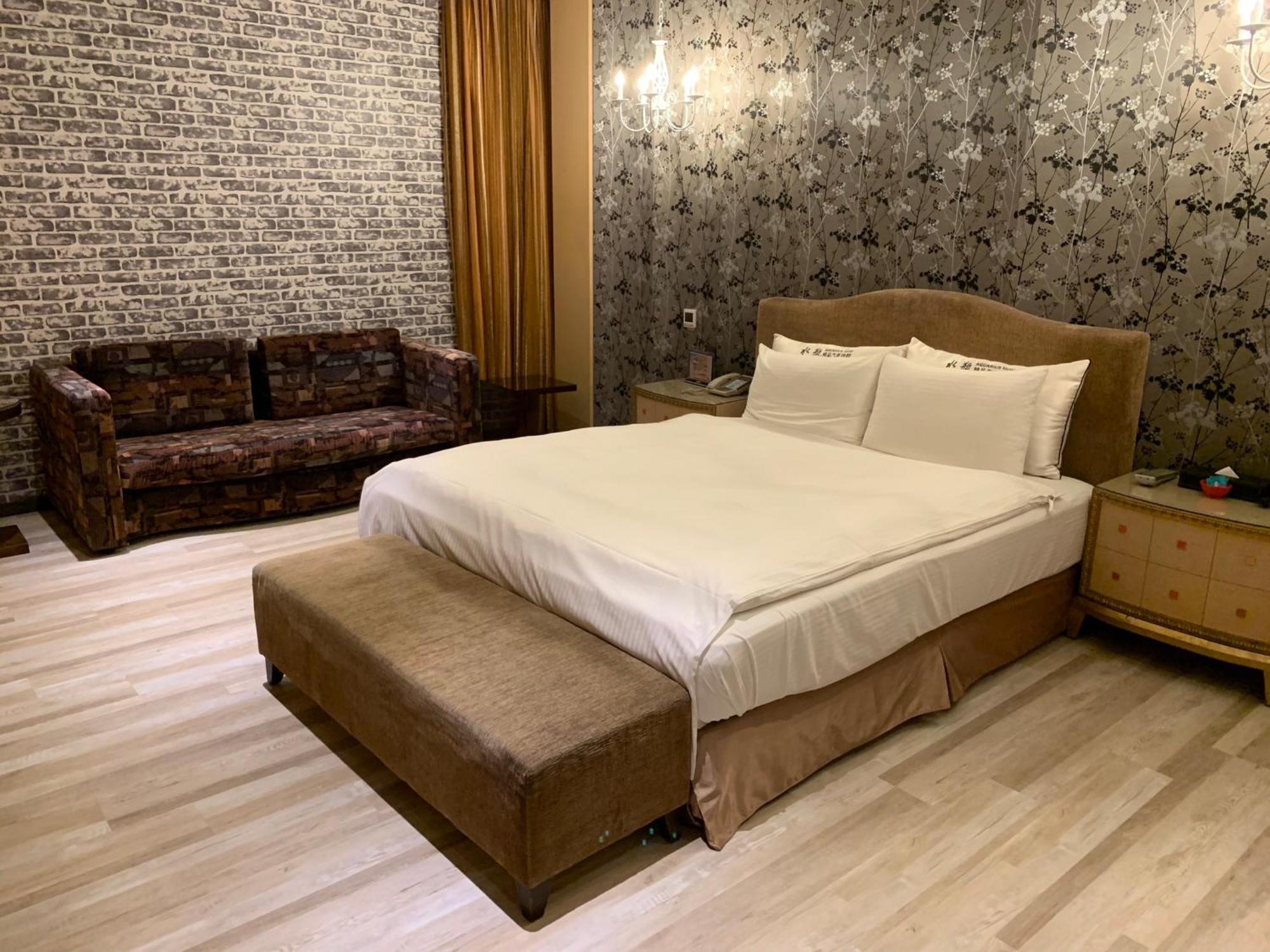 Aquarius Motel Taichung Eksteriør bilde